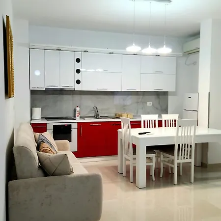 Apartment Perandori Zone 1 *