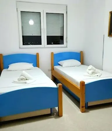 Perandori Zone 1 Apartment