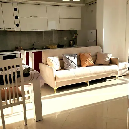 Apartmán Perandori Zone 1 Fier