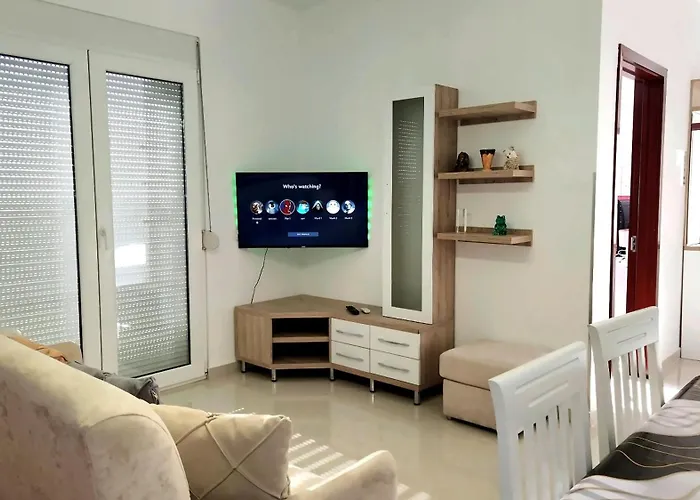 Perandori Zone 1 Apartamento Fier
