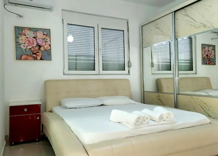 Perandori Zone 1 Apartamento *